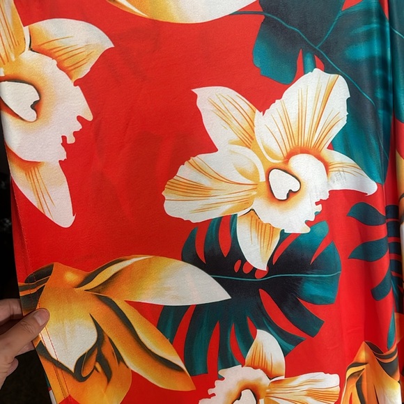 NWOT LULAROE (no tag) TOP & SKIRT MIAMI FLORAL DESIGN. SZ L - Picture 5 of 10